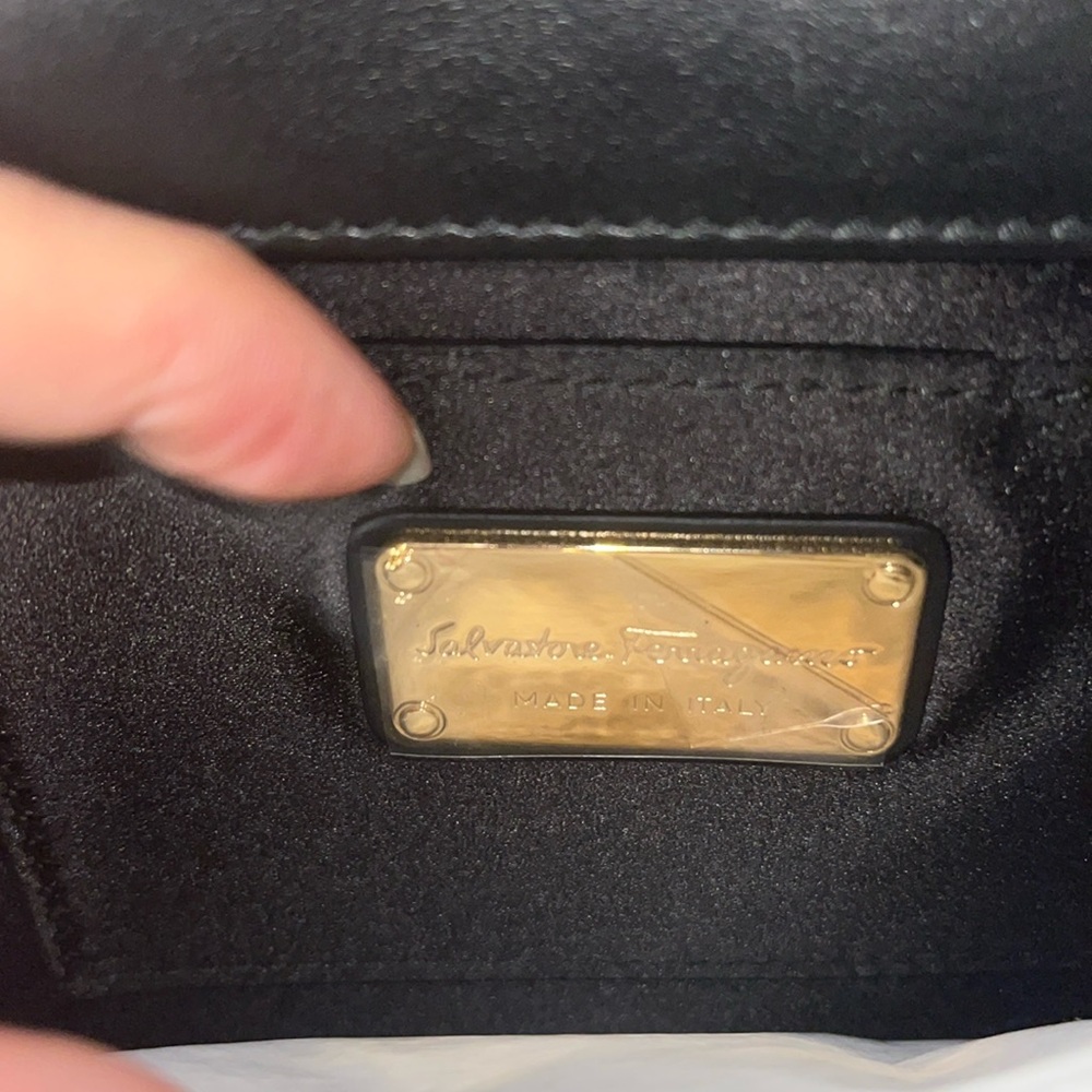 ⚠️SOLD⚠️Salvatore Ferragamo Gancini Evening Bag - Picture 9 of 12